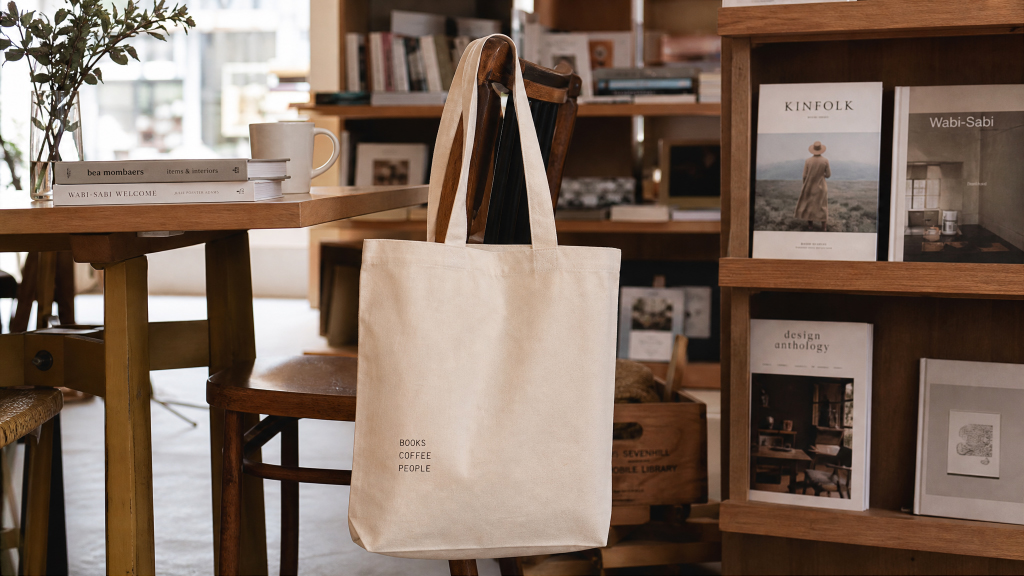 Classic-Flat-Tote-Bags-Section-Visual.jpg